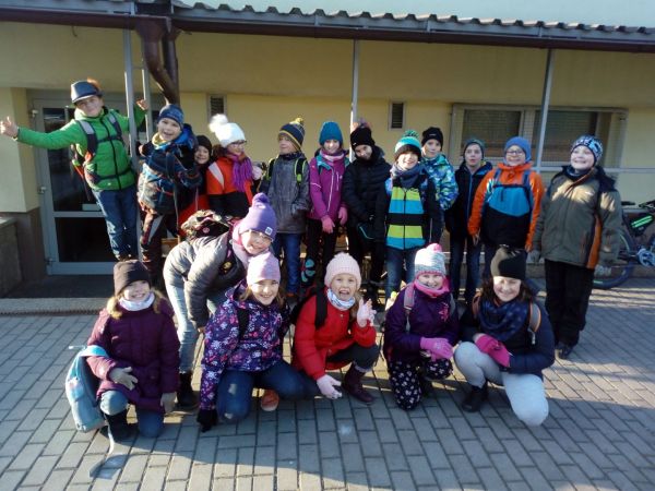  Před Přírodovědným centrem - stihli jsme to.